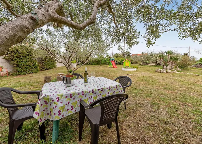 Apartman Stunning In With Wifi Vrsi